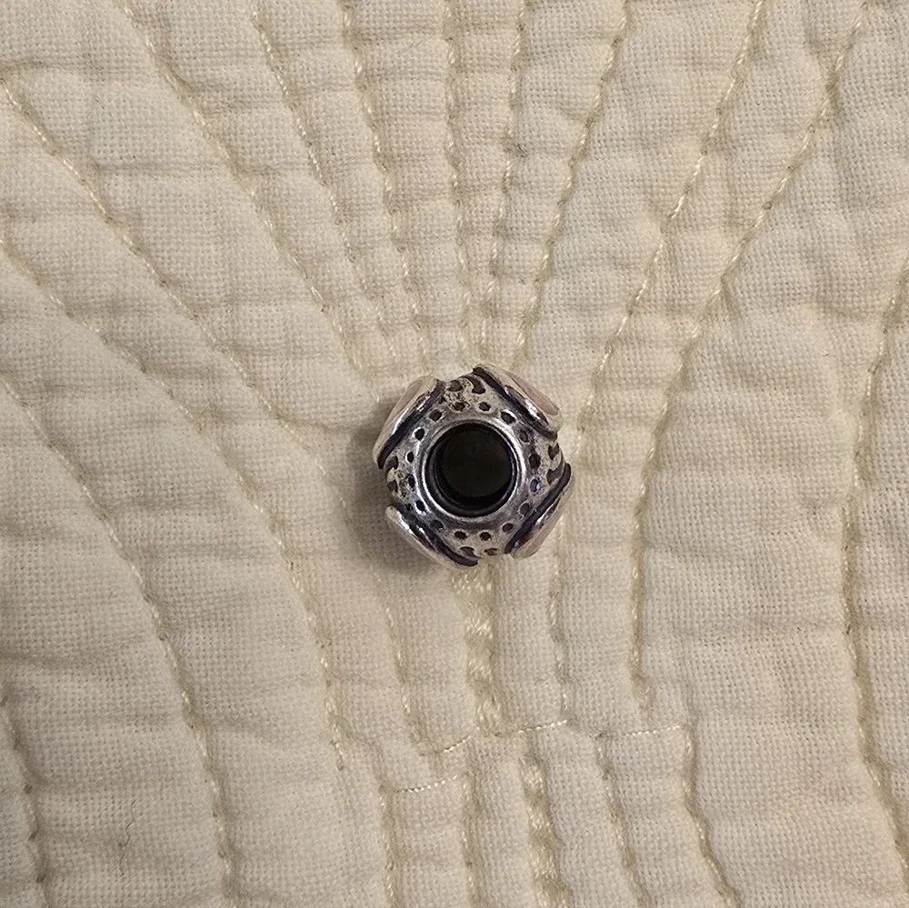 EUC Authentic Pandora Pink Enamel Boudoir Heart Charm, Retired Style